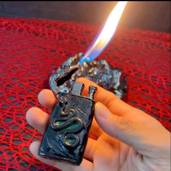 Qing She Gothic Lighter